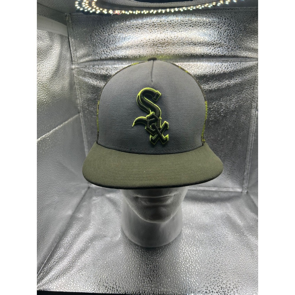 New Era 9FIFTY Chicago White Sox Snapback Hat Grey Neon Camo Trucker Cap ML